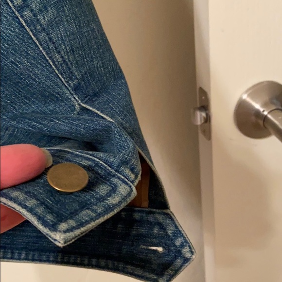 Stunning embroidered denim jacket - Picture 6 of 9